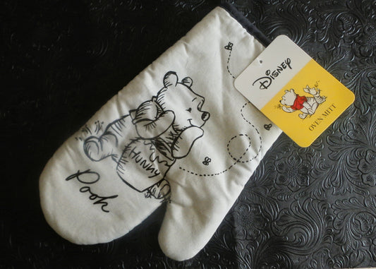 Disney Winnie the Pooh Oven Mitt