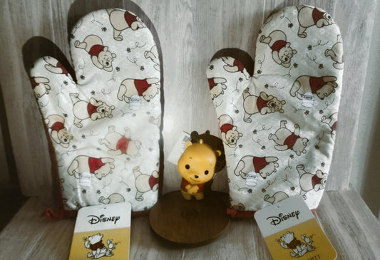 Winnie the Pooh Oven Mitts ( Pair) and Pooh ornament