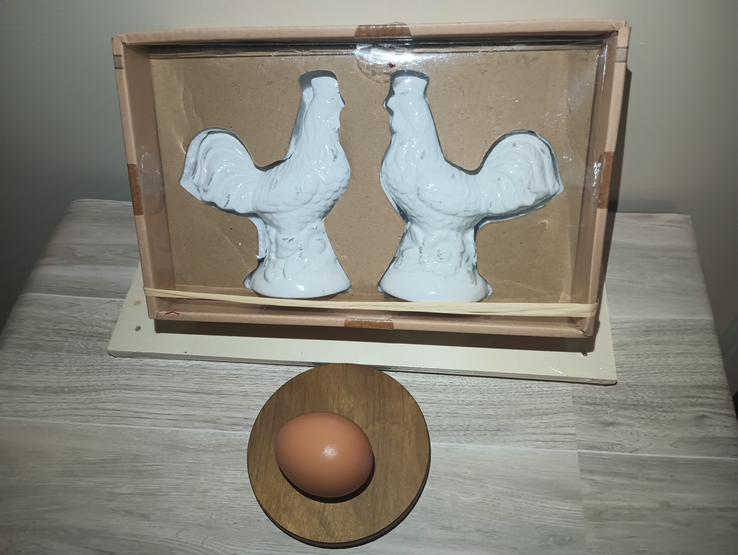 White Roosters Salt & Pepper Shaker